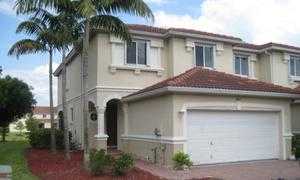 9752 Roundstone Cir, Fort Myers, FL Main Image