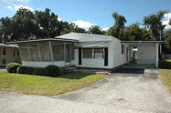 5747-Hibiscus Drive, Leesburg, FL Main Image
