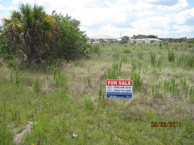 610 WELLS AVE, LOT 7, LEHIGH ACRES, FL Main Image