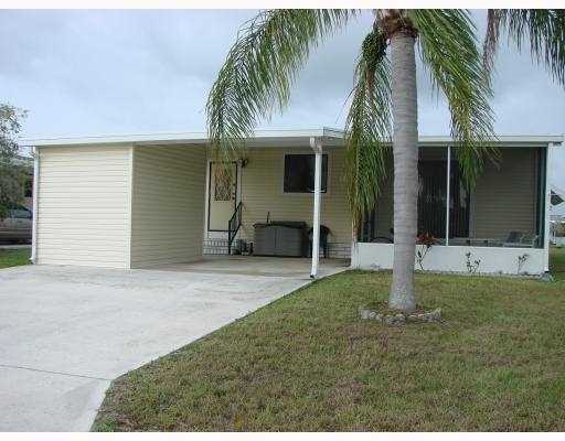 526 HEMINGWAY TERR, Fort Pierce, FL Main Image