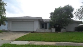 14956 CROWN DR, LARGO, FL Main Image