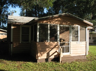 1833  NE 129TH PLACE, SPARR, FL Main Image