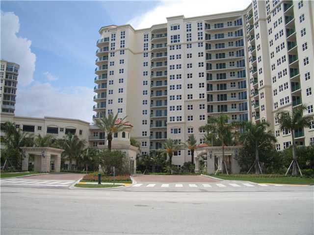 20000 E COUNTRY CLUB DR # PH-08, Aventura, FL Main Image