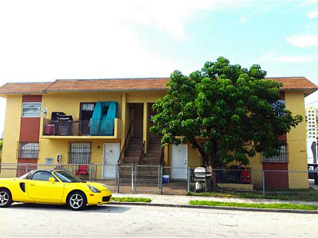 300 NW 7 AV, Miami, Florida Main Image