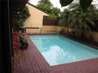 1070 NE 203 TE, Miami, Florida Image #4844716