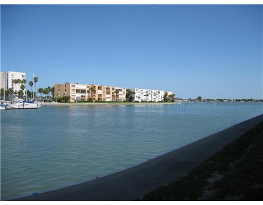 7420 Bay Island Dr S Apt 181, South Pasadena, Florida  Main Image