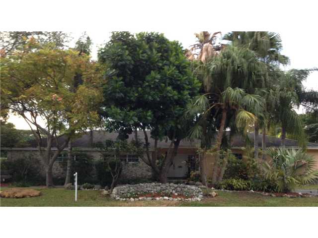 12801 SW 71 AV, Pinecrest, Florida Main Image