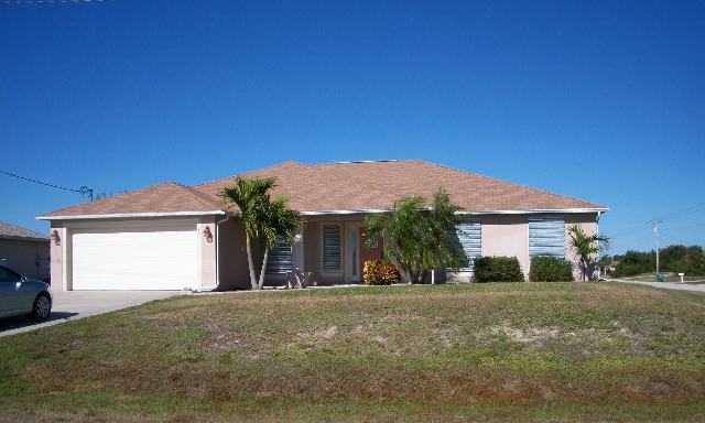 15 Nw 28th Ter, Cape Coral, Florida  Main Image