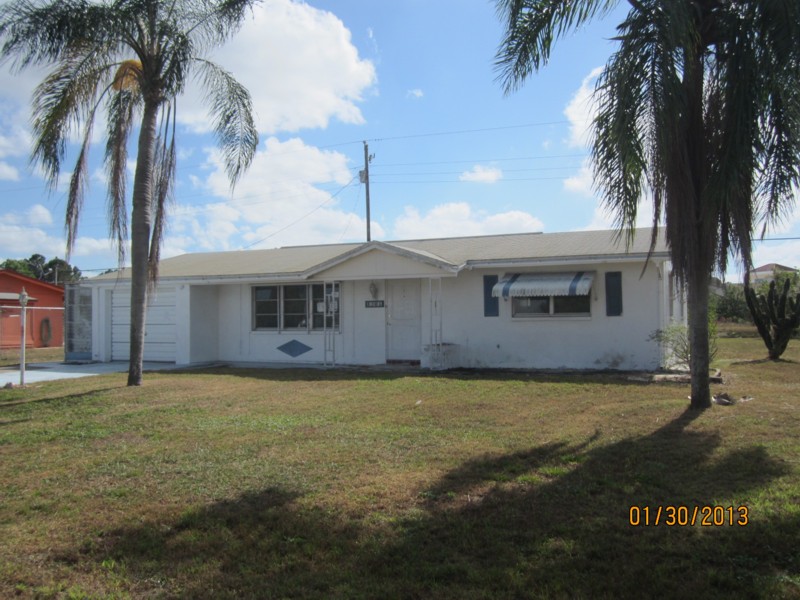 1304 Farmdale St, Lehigh Acres, Florida  Main Image