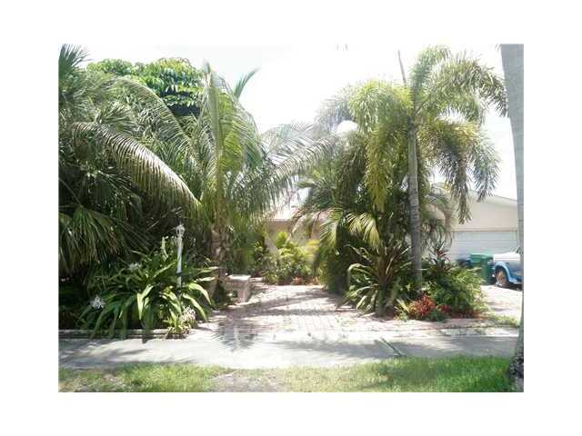 20530 HIGHLAND LAKES BL, Miami, Florida Main Image