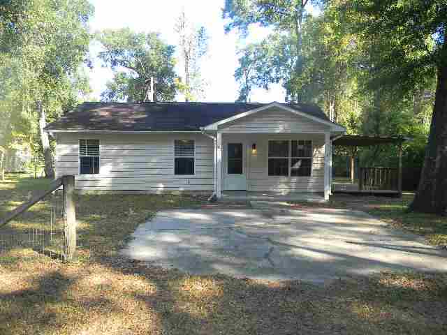 102 Dogwood Dr, Crawfordville, Florida  Main Image