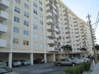 photo for 401 Golden Isles Dr Apt 616
