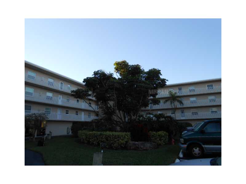 719 Pinellas Bayway S Apt 307, Saint Petersburg, Florida  Main Image