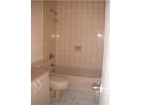 1025 W 77th St Apt O, Hialeah, Florida  Image #5493786