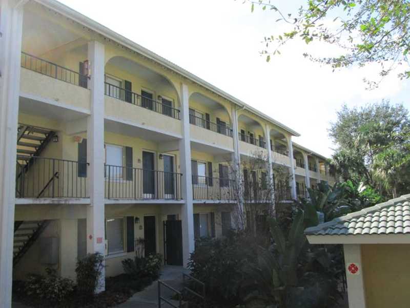 145 Oyster Bay Cir Apt 11, Altamonte Springs, Florida  Main Image