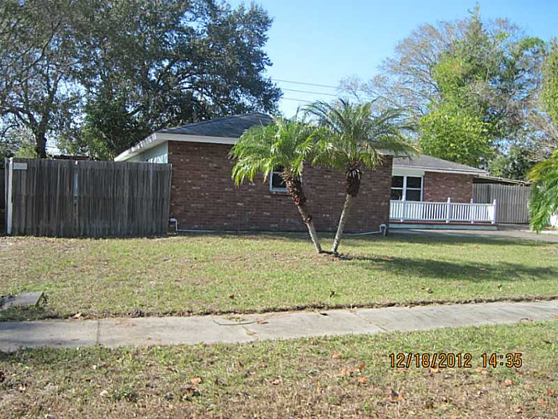 1740 W Manor Ave, Clearwater, Florida  Main Image