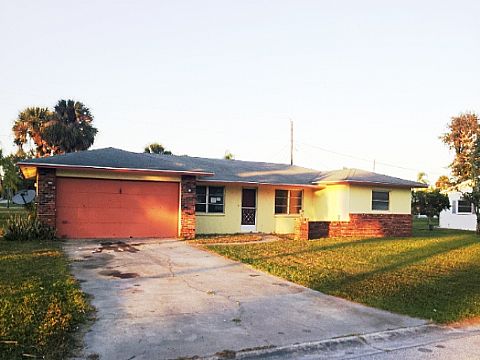 1610 Florence Ave, Englewood, Florida Main Image