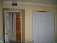 6195 ROCK ISLAND RD # 516, Tamarac, Florida Image #5711171