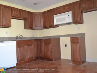 5704 NW 48TH WAY, Tamarac, Florida Image #5856360
