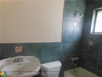 4706 NW 44TH CT, Tamarac, Florida Image #5856684