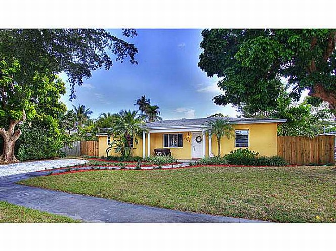 8045 SW 62 PL, Miami, Florida Main Image