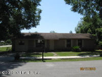 photo for 611 Sw Bird Ave
