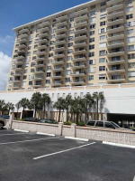 photo for 427 Golden Isles Dr Apt 5