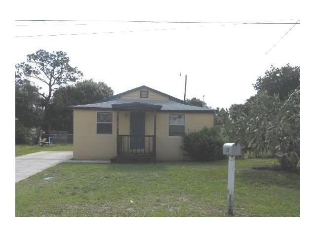 428 N 19th St, Fort Pierce, Florida  Main Image