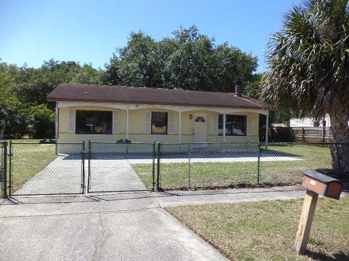 7015 Glenview Dr, Tampa, Florida  Main Image