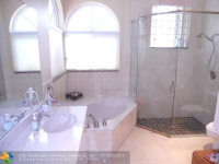 10860 NW 6TH ST, Plantation, Florida Image #6673512