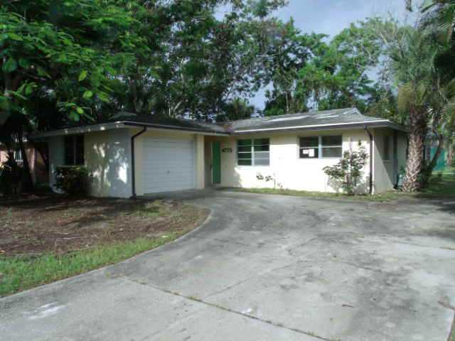 4772 West Dr, Fort Myers, Florida  Main Image