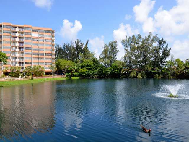 1300 NE MIAMI GARDENS DR # 1007E, Miami, Florida Main Image