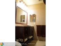 18811 NW 42ND AVE, Miami, Florida Image #6814547