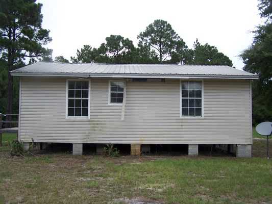 489 Mill Rd, Carrabelle, Florida  Main Image