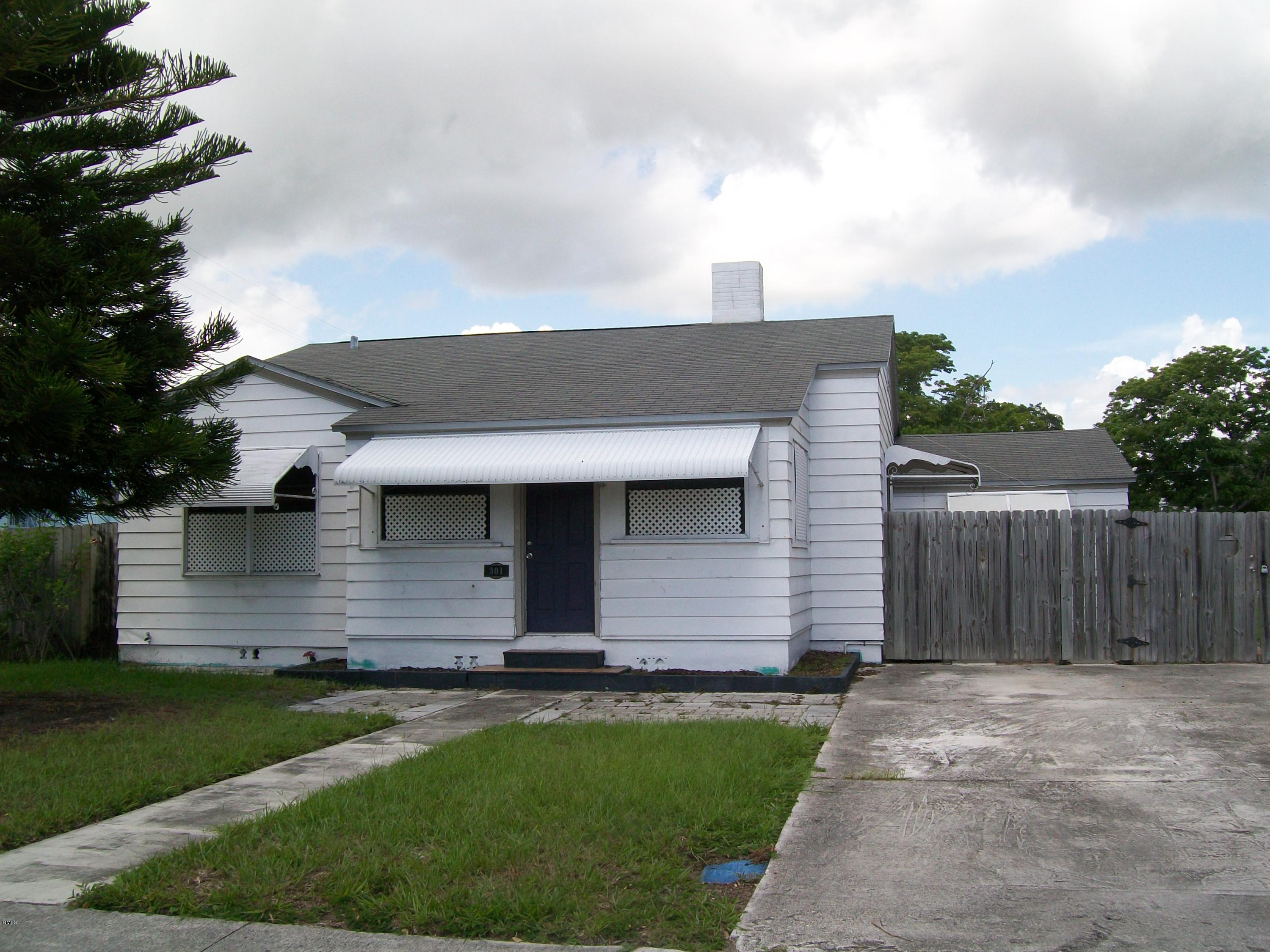 301 N 11th St, Fort Pierce, Florida  Main Image