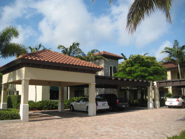 1055 Sandpiper St Unit 102, Naples, Florida  Main Image