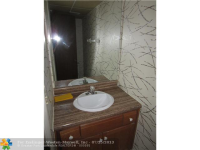 3740 Inverrary Dr # 1U, Lauderhill, Florida Image #6978849