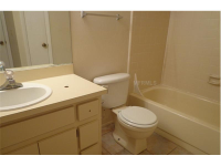 4411 Shady Terrace Ln Apt 214, Tampa, Florida  Image #7092588