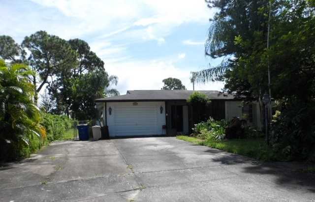 5899 Guest Ct, North Fort Myers, Florida  Main Image