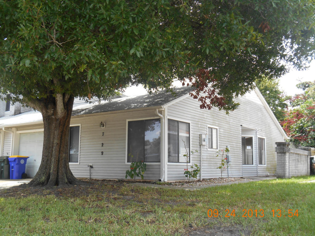 729 White Pine Ct, Rockledge, Florida  Main Image