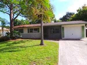 4855 Gloucester Ct, Fort Myers, Florida  Main Image
