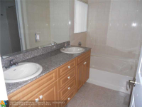 4201 E Stonecreek Cir # 23, Davie, Florida Image #7498346