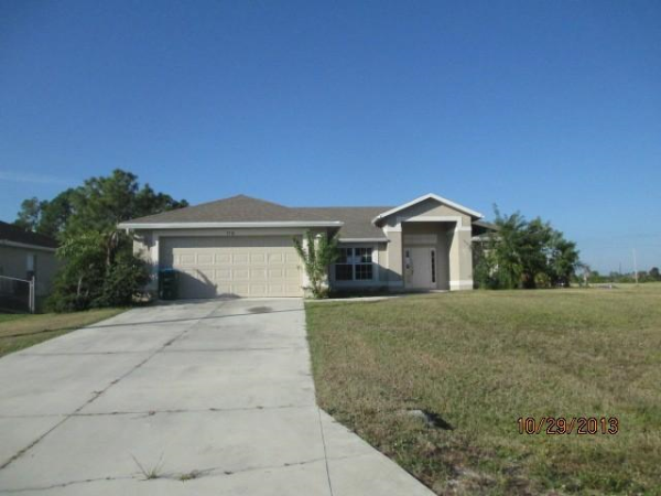 3718 West Gator Cir, Cape Coral, FL Main Image