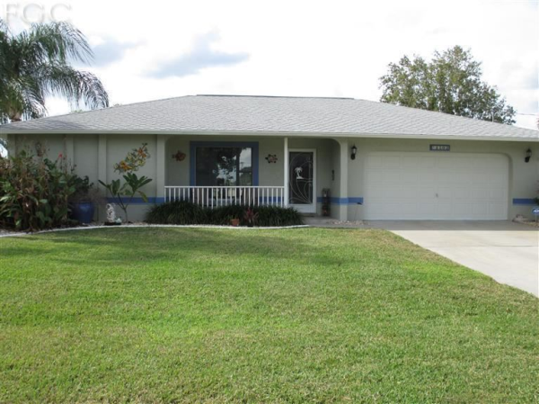 1502 SE 11th Pl, Cape Coral, FL Main Image