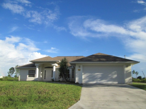 900 E 10th St., Lehigh Acres, FL Main Image