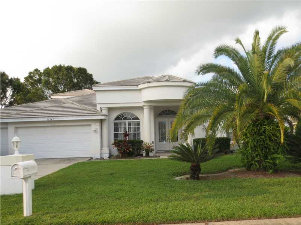 30247 FAIRWAY DR, Wesley Chapel, FL Main Image