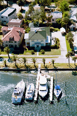 546 Rio Vista Ave, Daytona Beach, FL Main Image