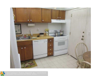 3690 INVERRARY DR # 2H, Lauderhill, Florida Image #9802169