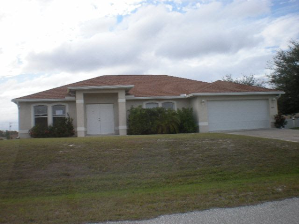 1814 NW 22nd Pl, Cape Coral, FL Main Image
