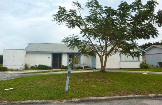 1843 Se Burgundy Ln, Port Saint Lucie, FL Main Image